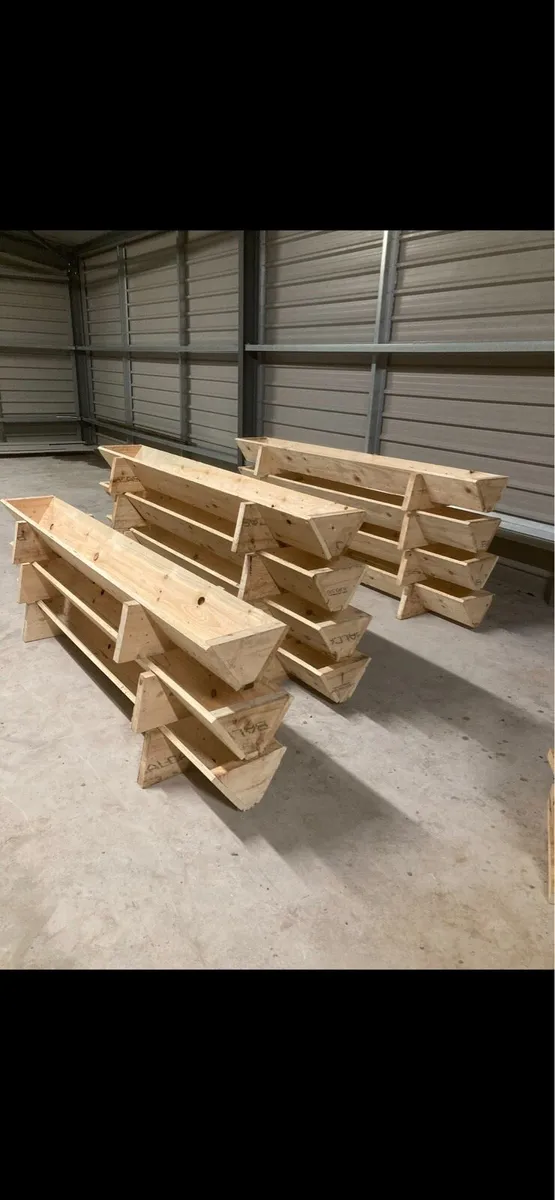 Sheep feeding troughs - Image 4