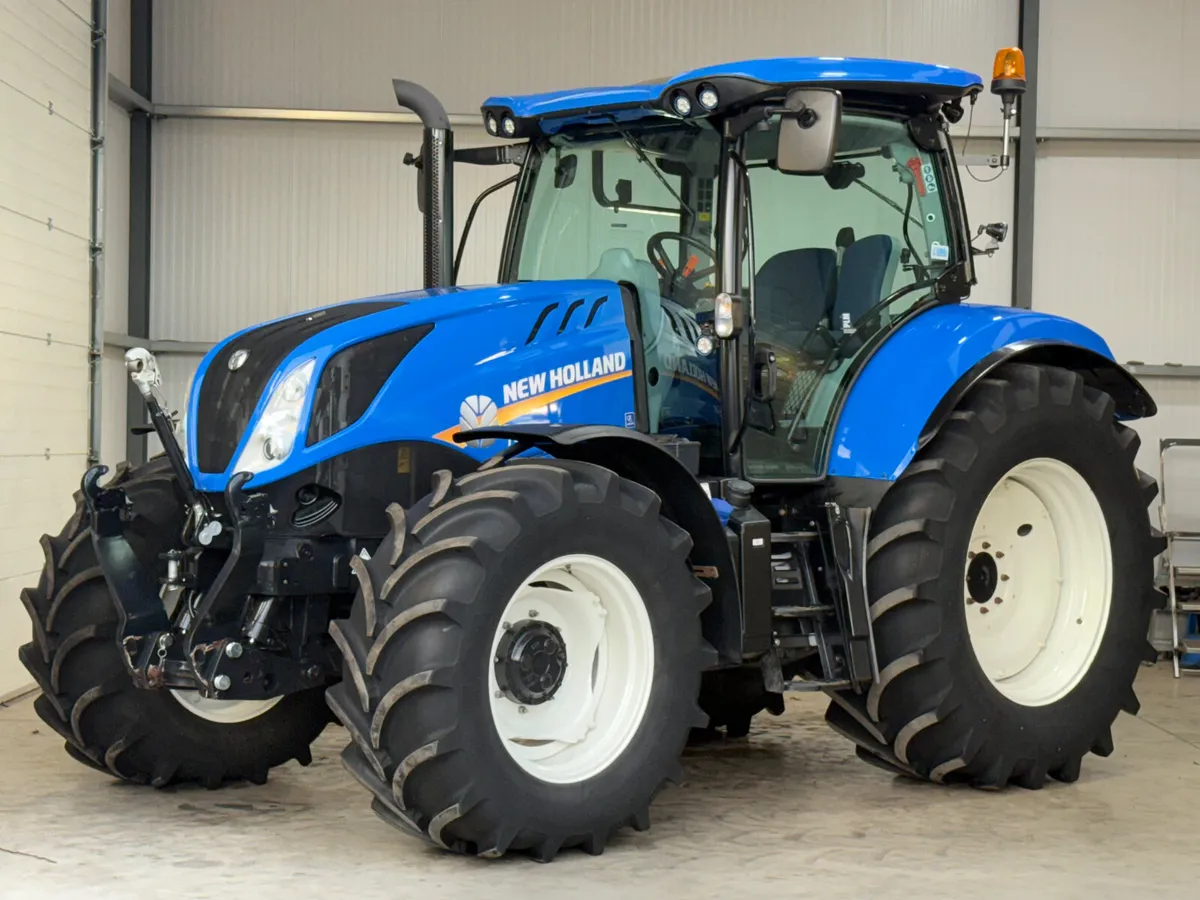 NewHolland T6.180 ***Only 1400 hrs! As new!!*** - Image 1