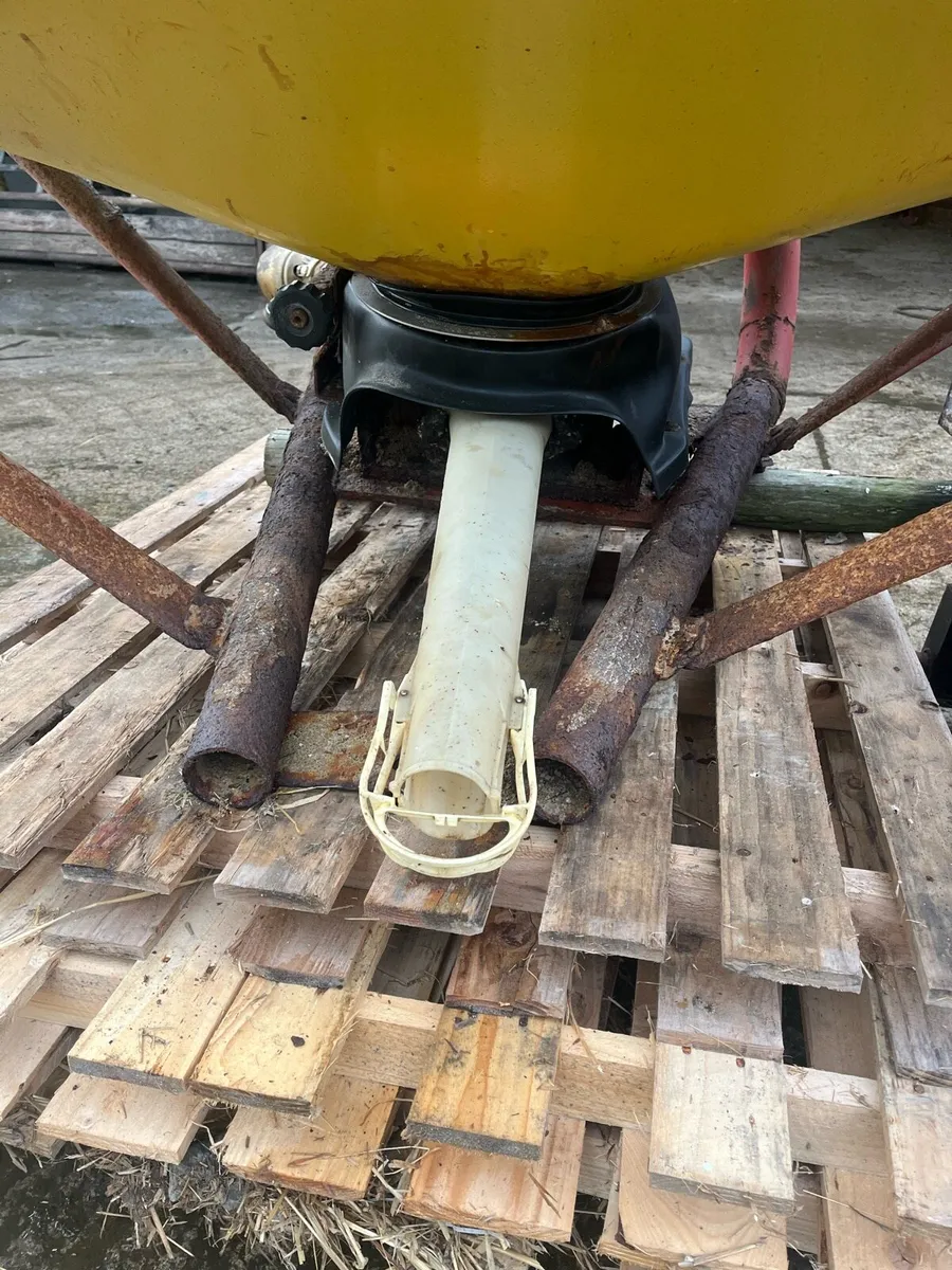 Wagtail spreader - Image 3