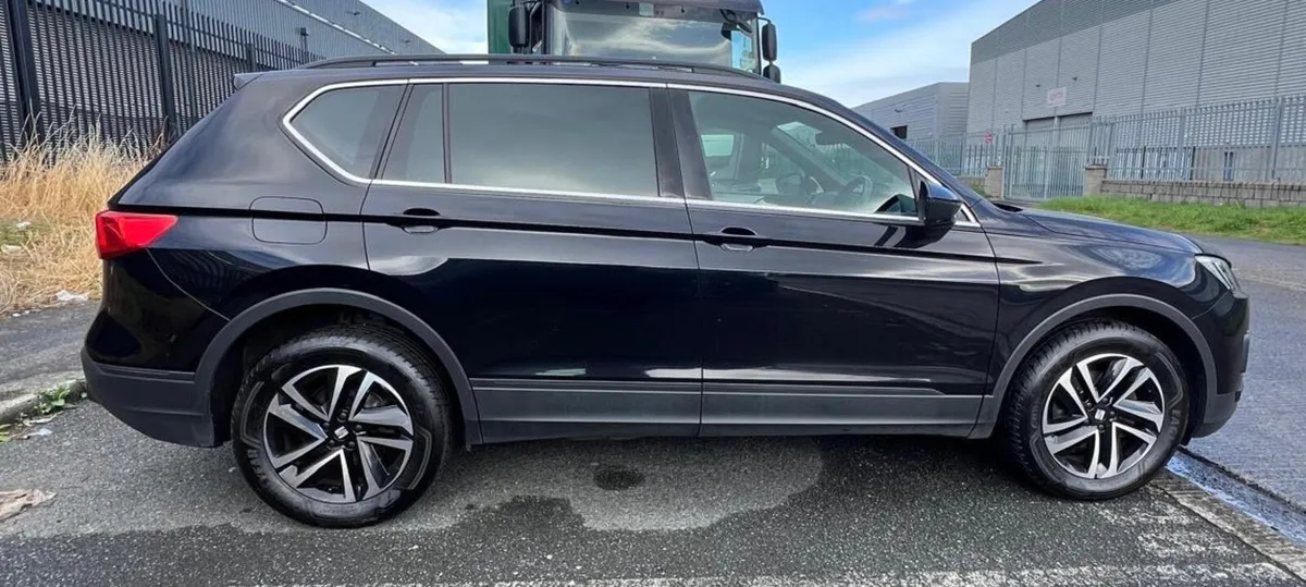 212 SEAT TARRACO COMMERCIAL - Image 3