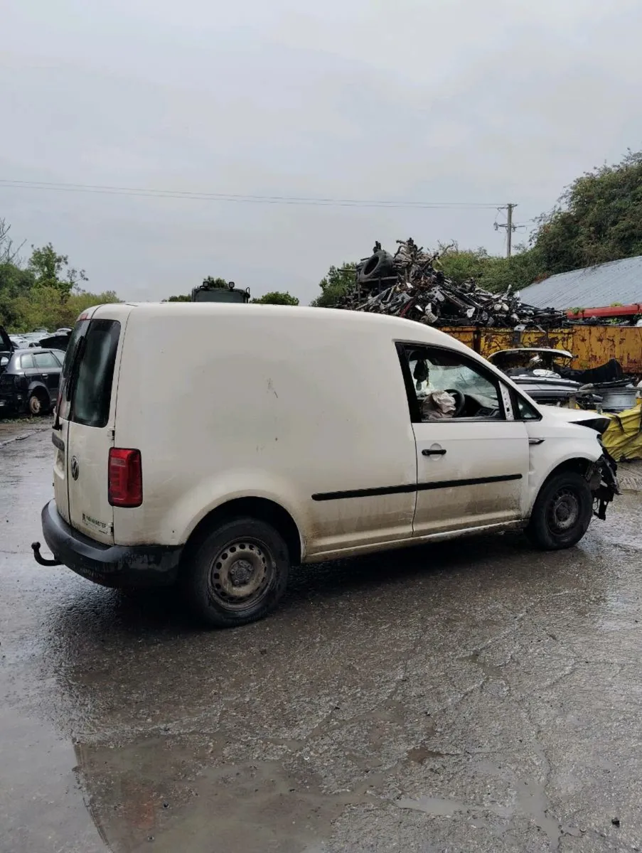 Breaking VW caddy 2016 DSF - Image 1