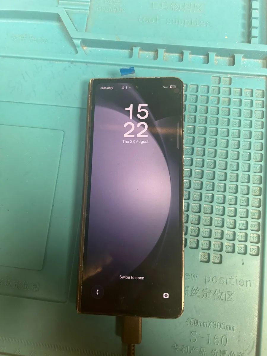 Samsung Galaxy ZFold 5 Second Hand - Image 1