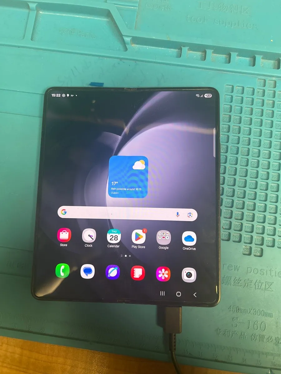 Samsung Galaxy ZFold 5 Second Hand - Image 2