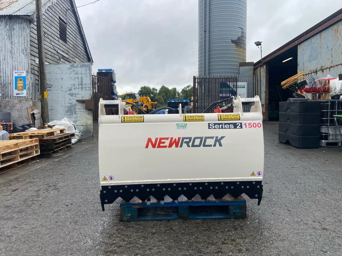 Newrock shear grabs and mixers - Image 1