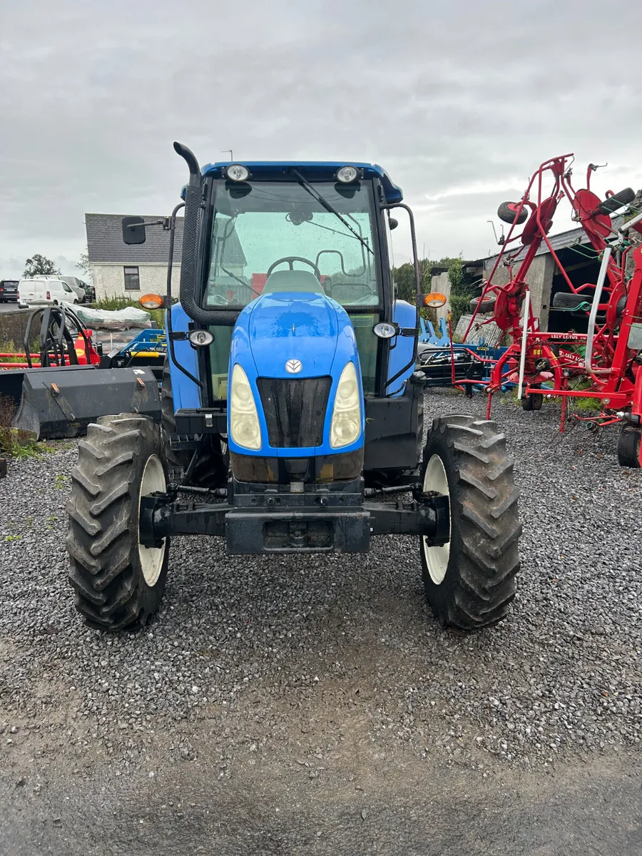 2008 New Holland T5040 - Image 3