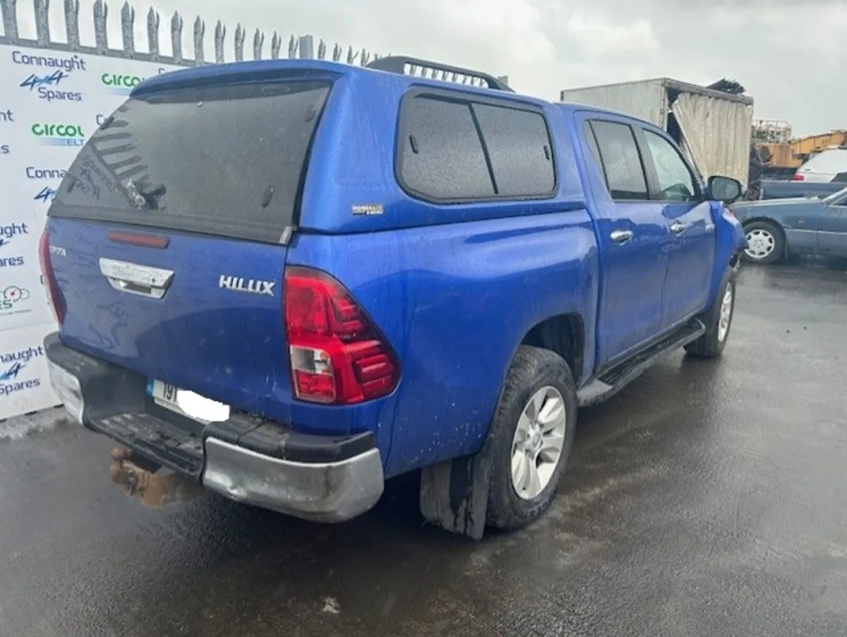 2019 HILUX 2.4D JUST IN FOR BREAKING - Image 3
