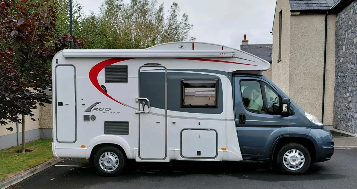 Burstner ixeo 590 - Image 1