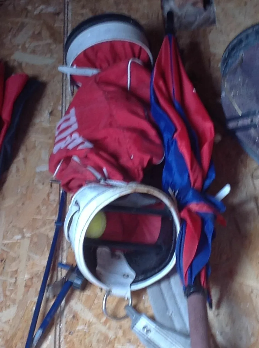 Golf  bags. - Image 2