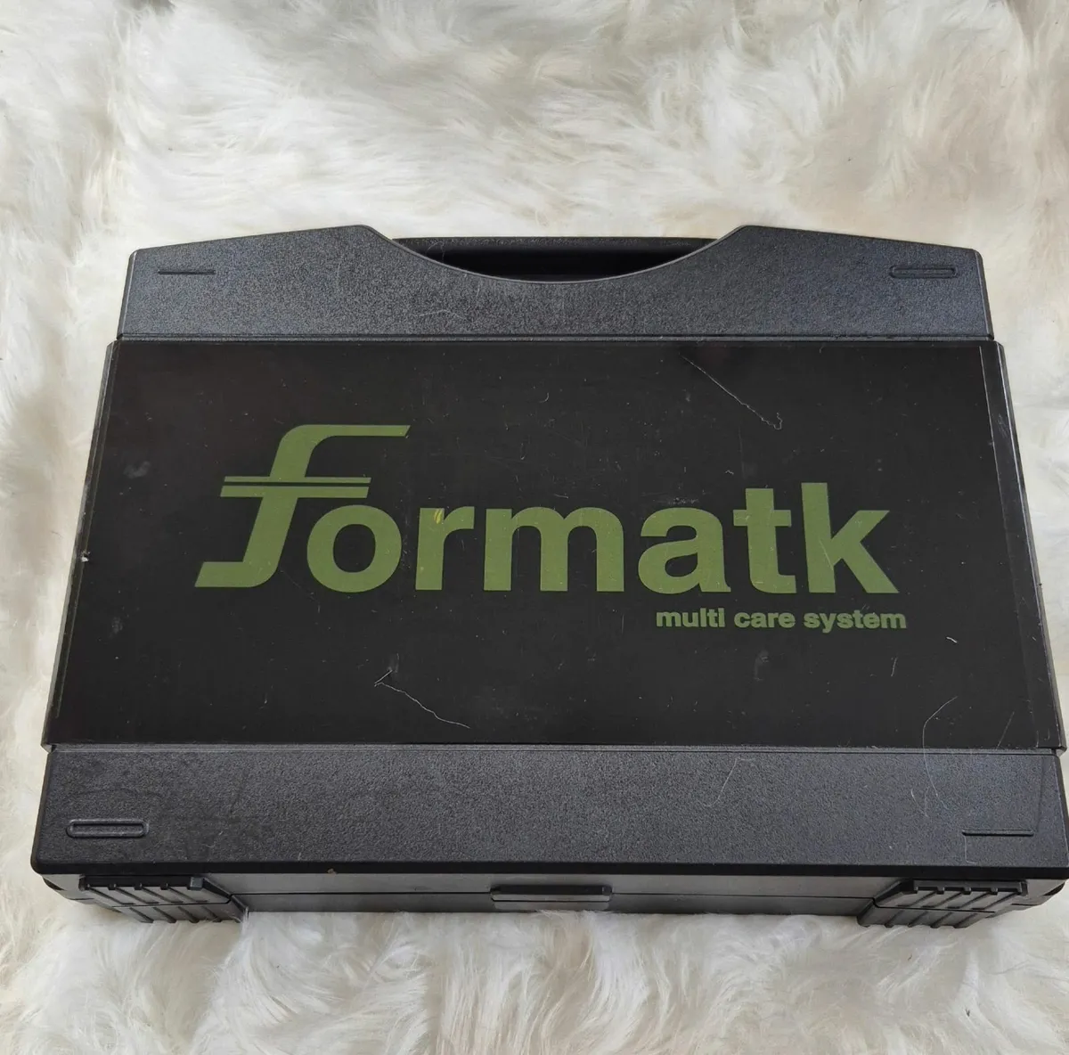 LIKE NEW FORMAT TK IPL LAZER HAIR REMOVAL ACHINE - Image 2