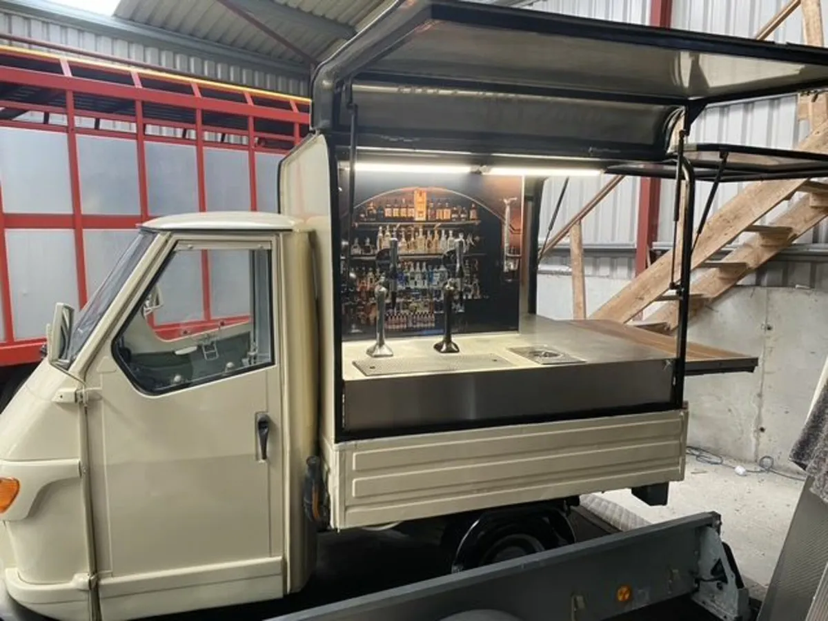 Mobile Tuk Tuk Bar with Beer Taps – Business Ready - Image 2