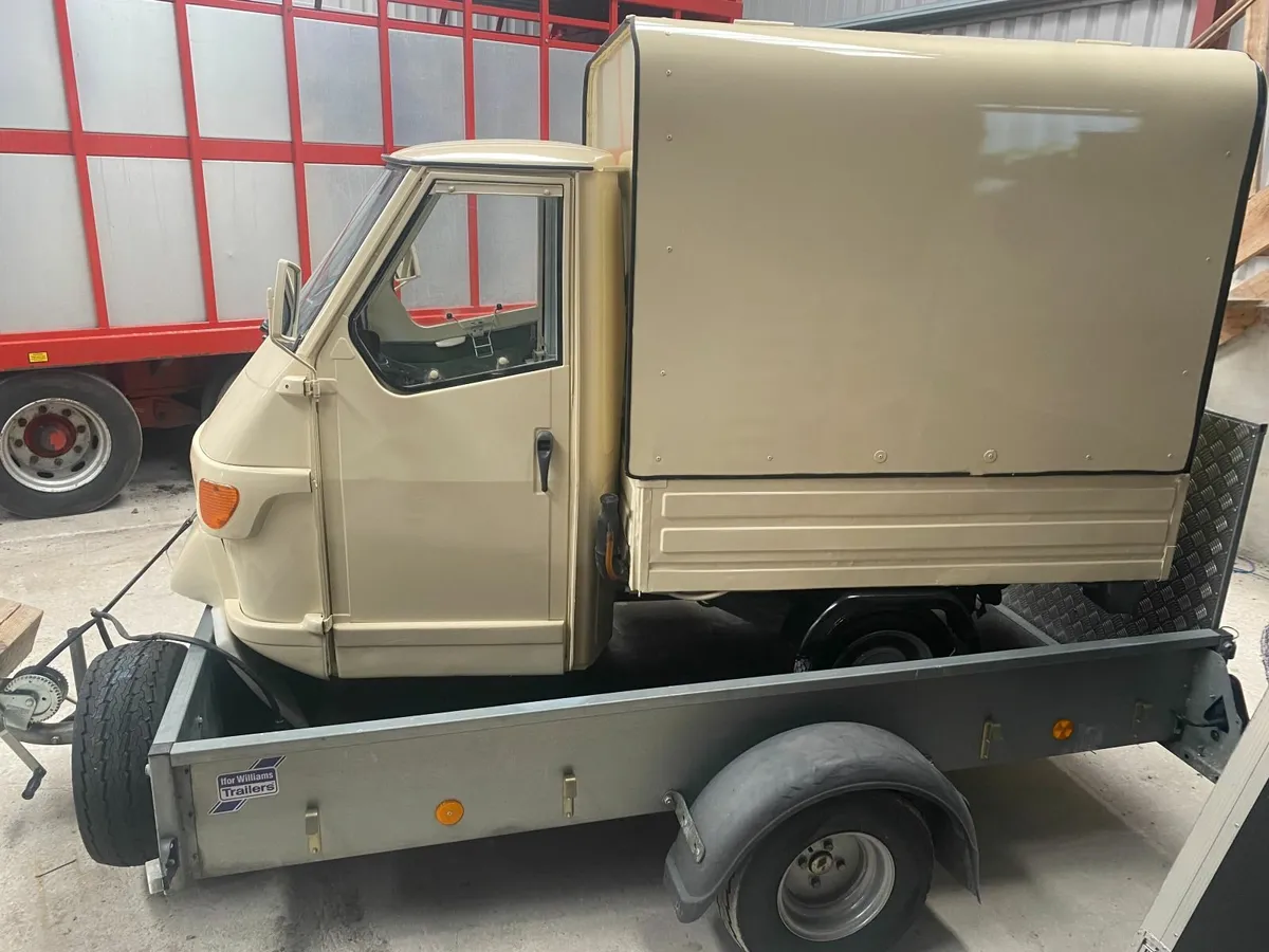 Mobile Tuk Tuk Bar with Beer Taps – Business Ready - Image 1