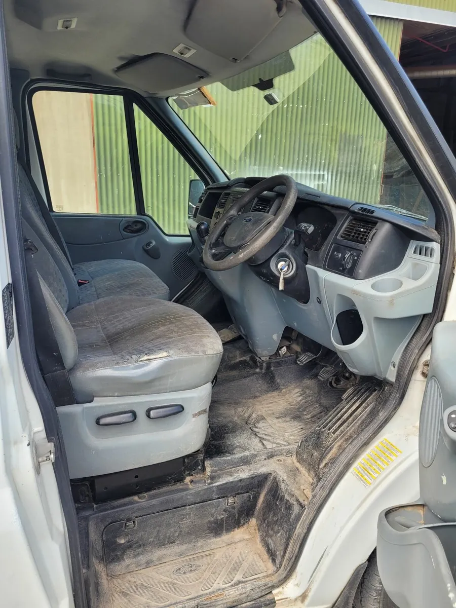Ford Transit 2013 - Image 2
