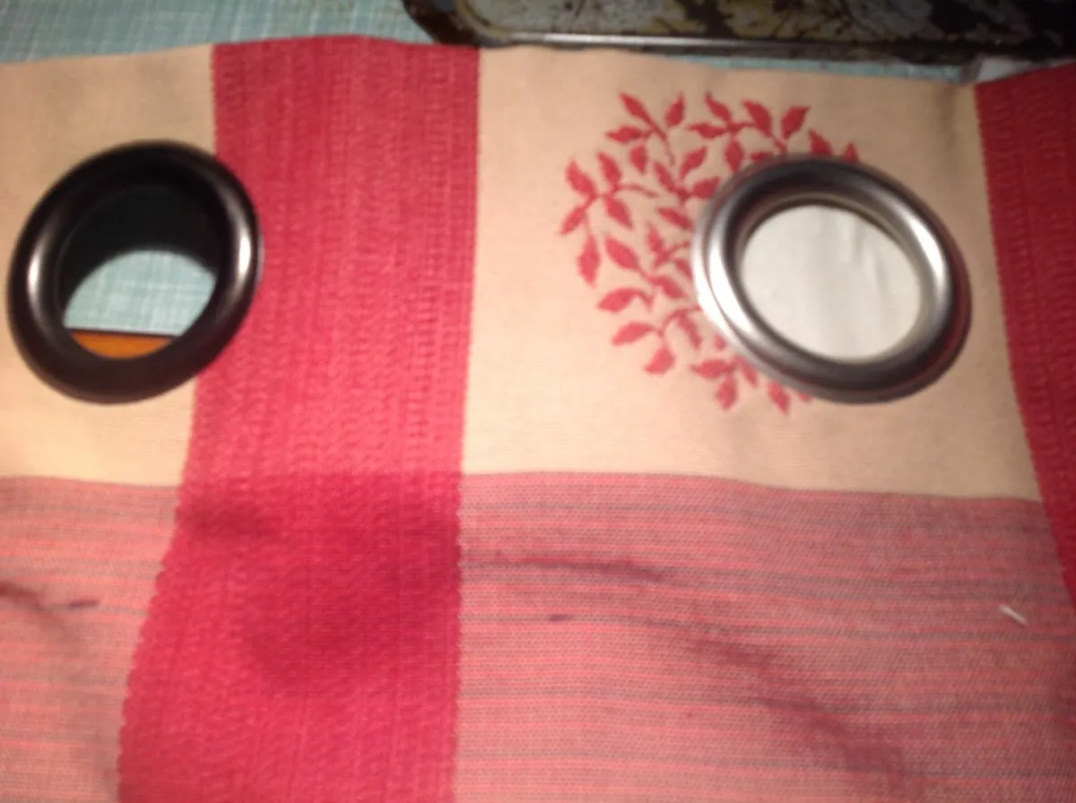 curtain rings fitted - Image 2