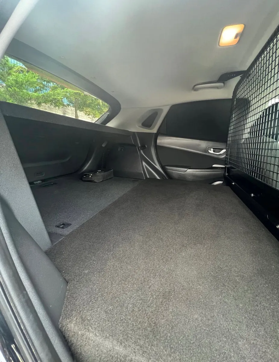 2021 Hyundai Kona Executive - Image 4