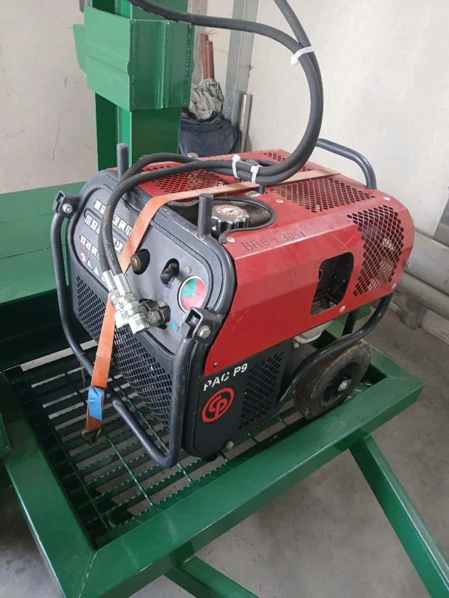 Log splitter - Image 3