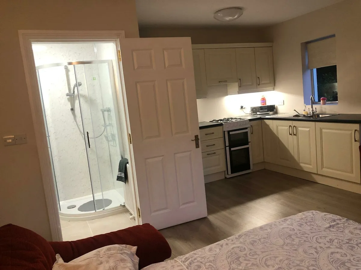 To let Holiday Accomadation - Image 2