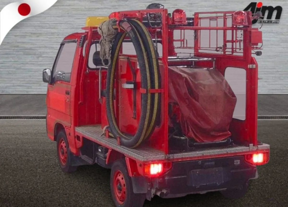1995 SUBARU SAMBAR FIRE TRUCK 660CC 4X4 - Image 2