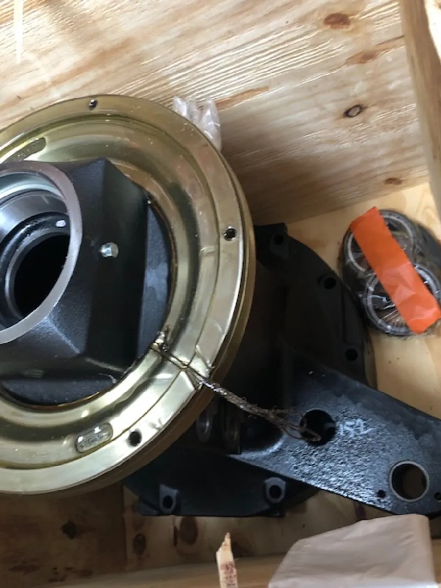 Massey Ferguson 6480 T3 Rear Axle Housing R/H - Image 2