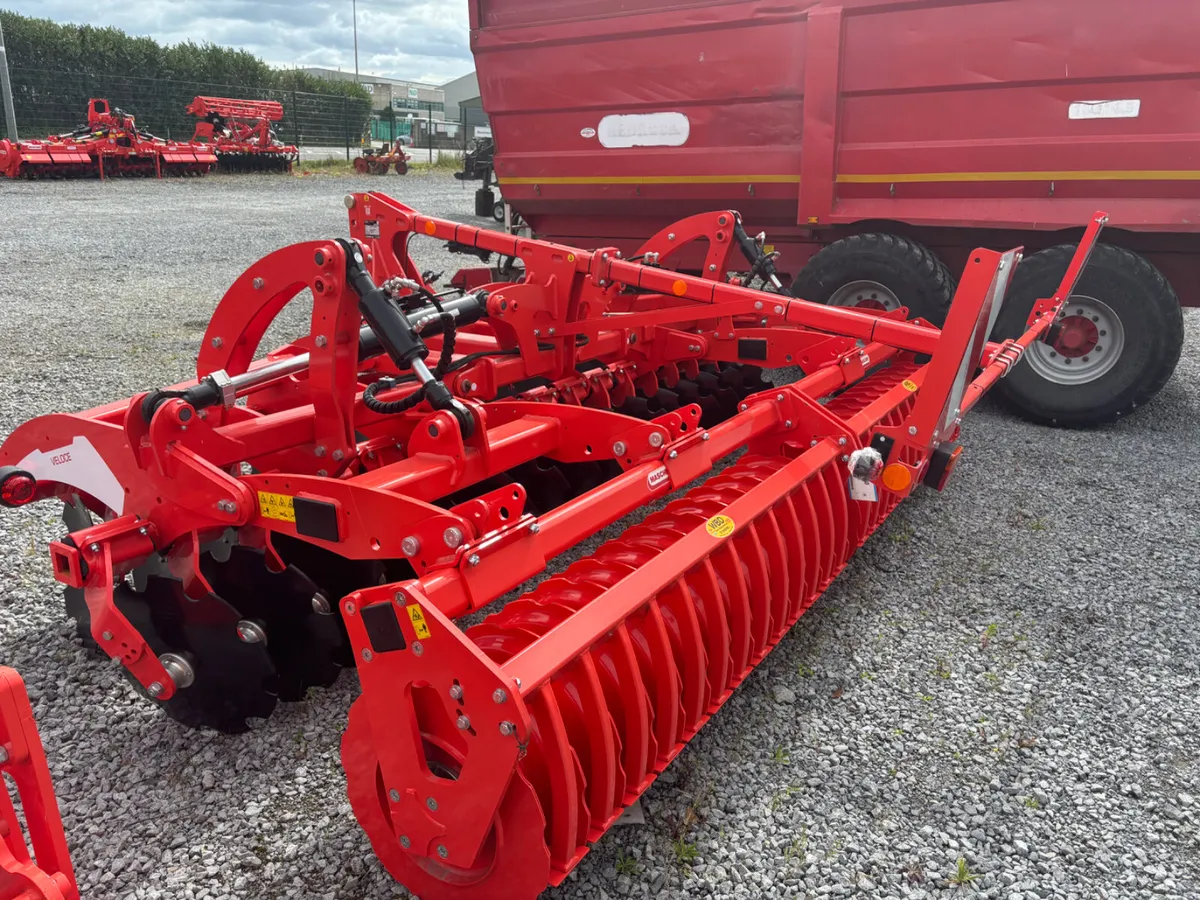 Maschio 4mtr hydraulic folding disc - Image 2