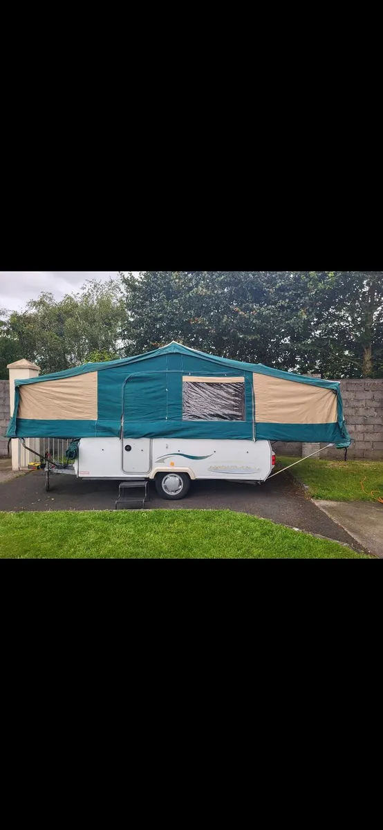 Trailer tent - Image 1