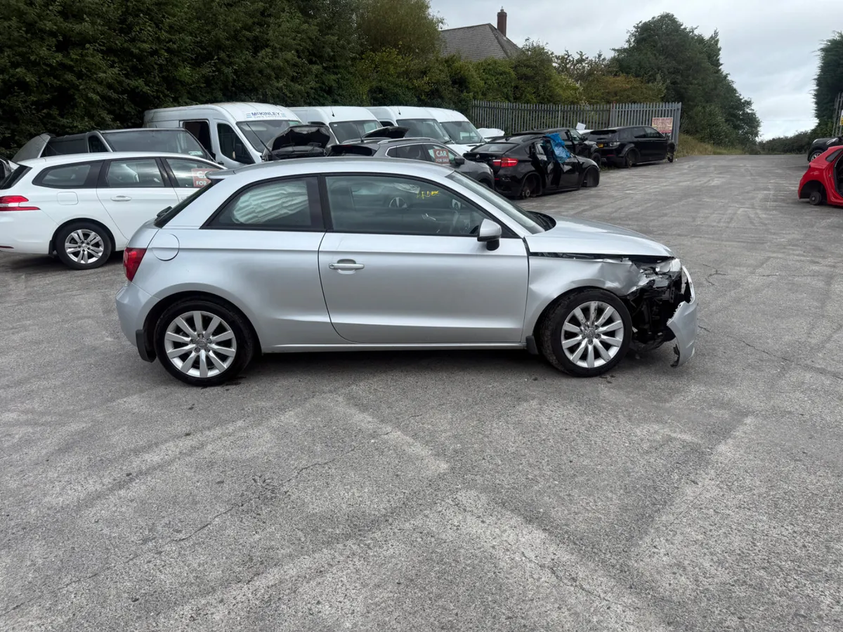 2011 Audi A1  1.4  TFSI - Image 4