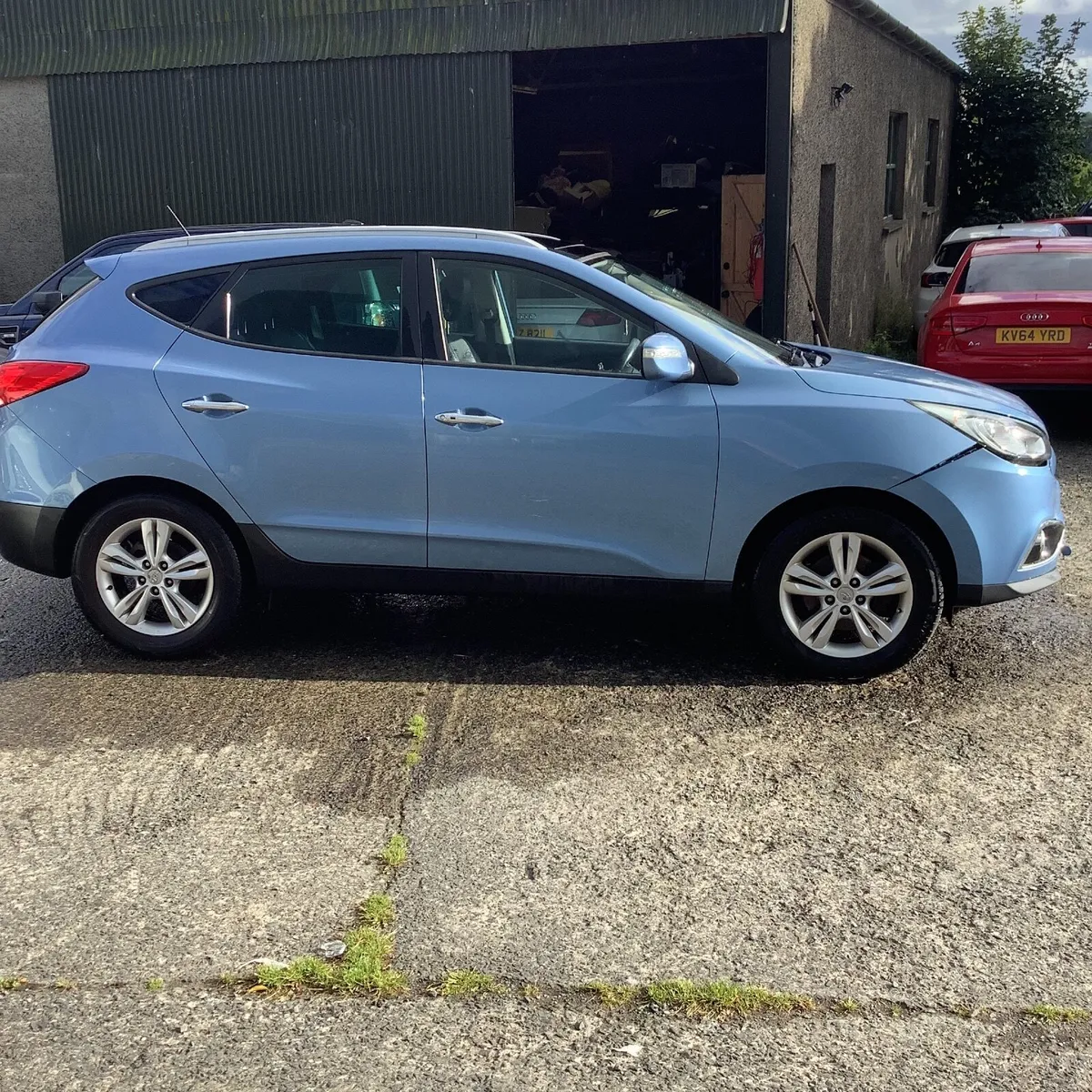 Hyundai ix35 premium crdi 1.7 turbo diesel breakin - Image 4