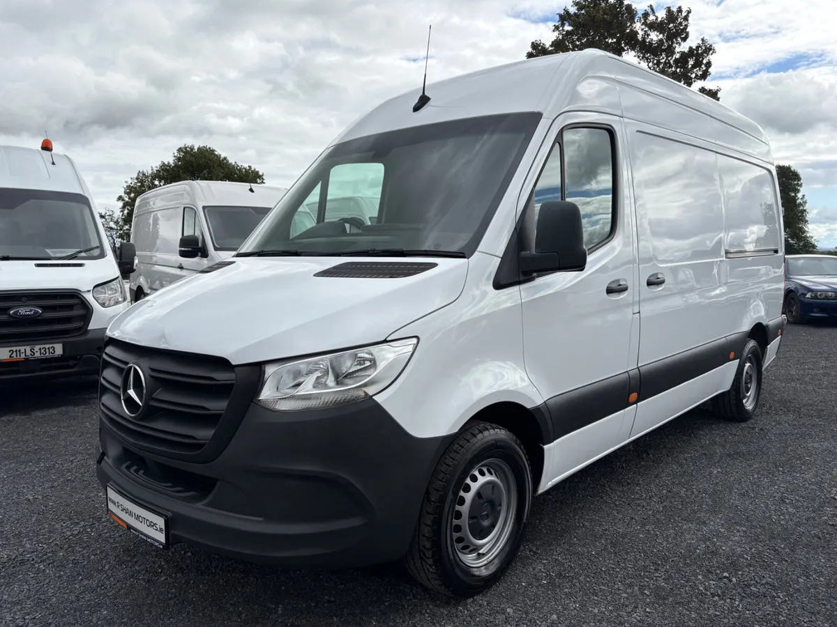 Mercedes-Benz Sprinter - Image 2