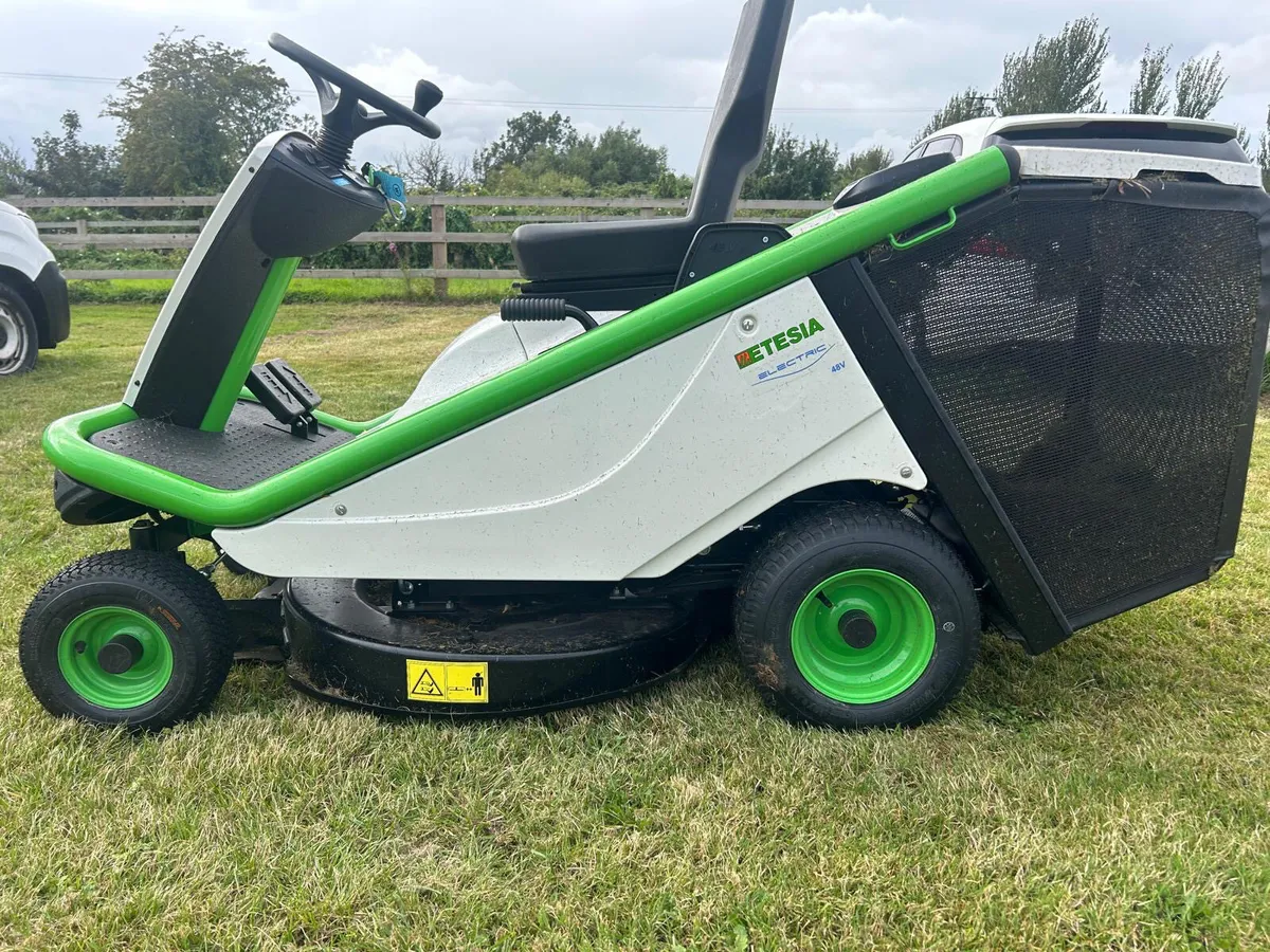 ETESIA BAHIA LITHIUM BATTERY MOWER - Image 3