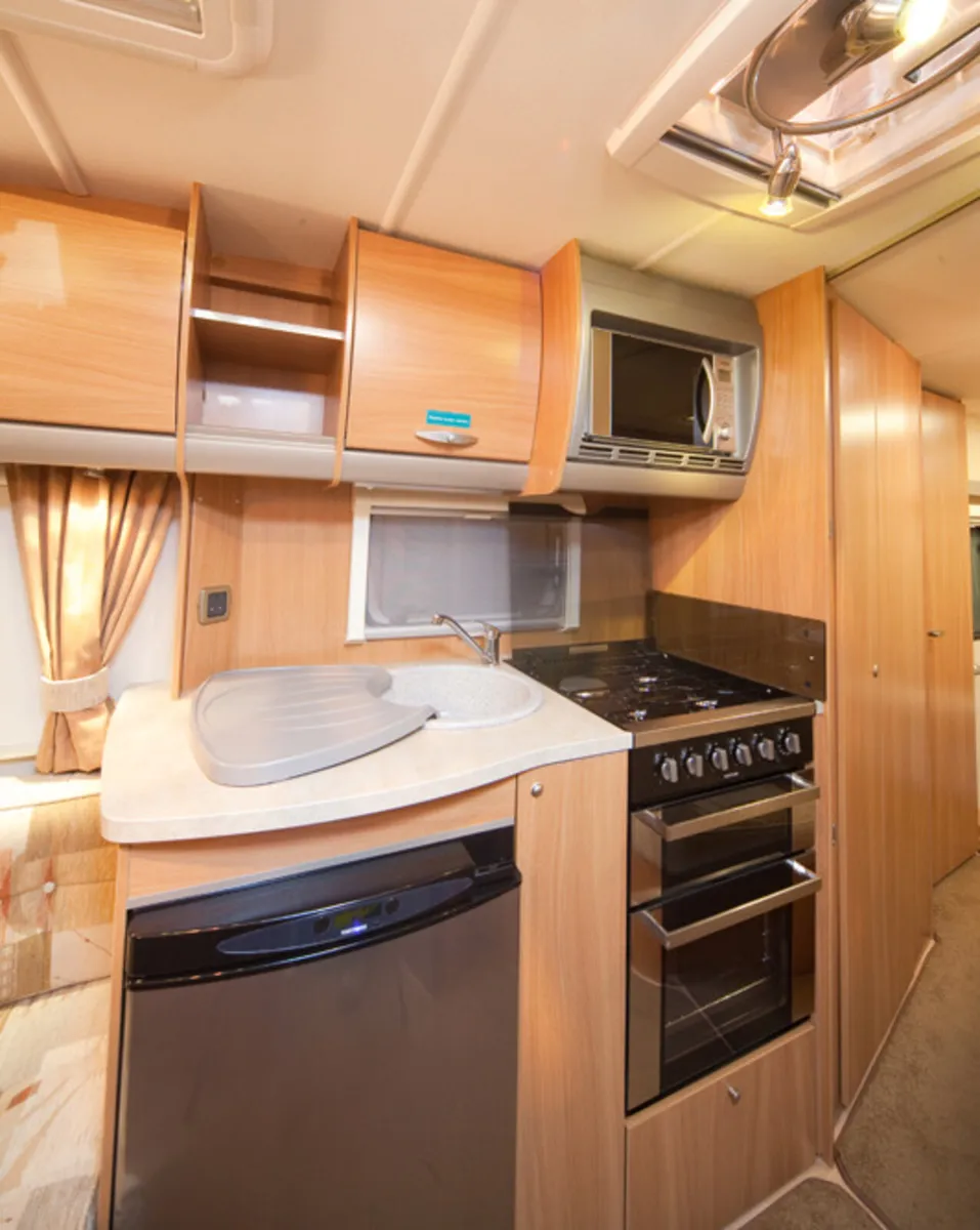 Swift Charisma 2010 4 Berth Caravan - Image 2