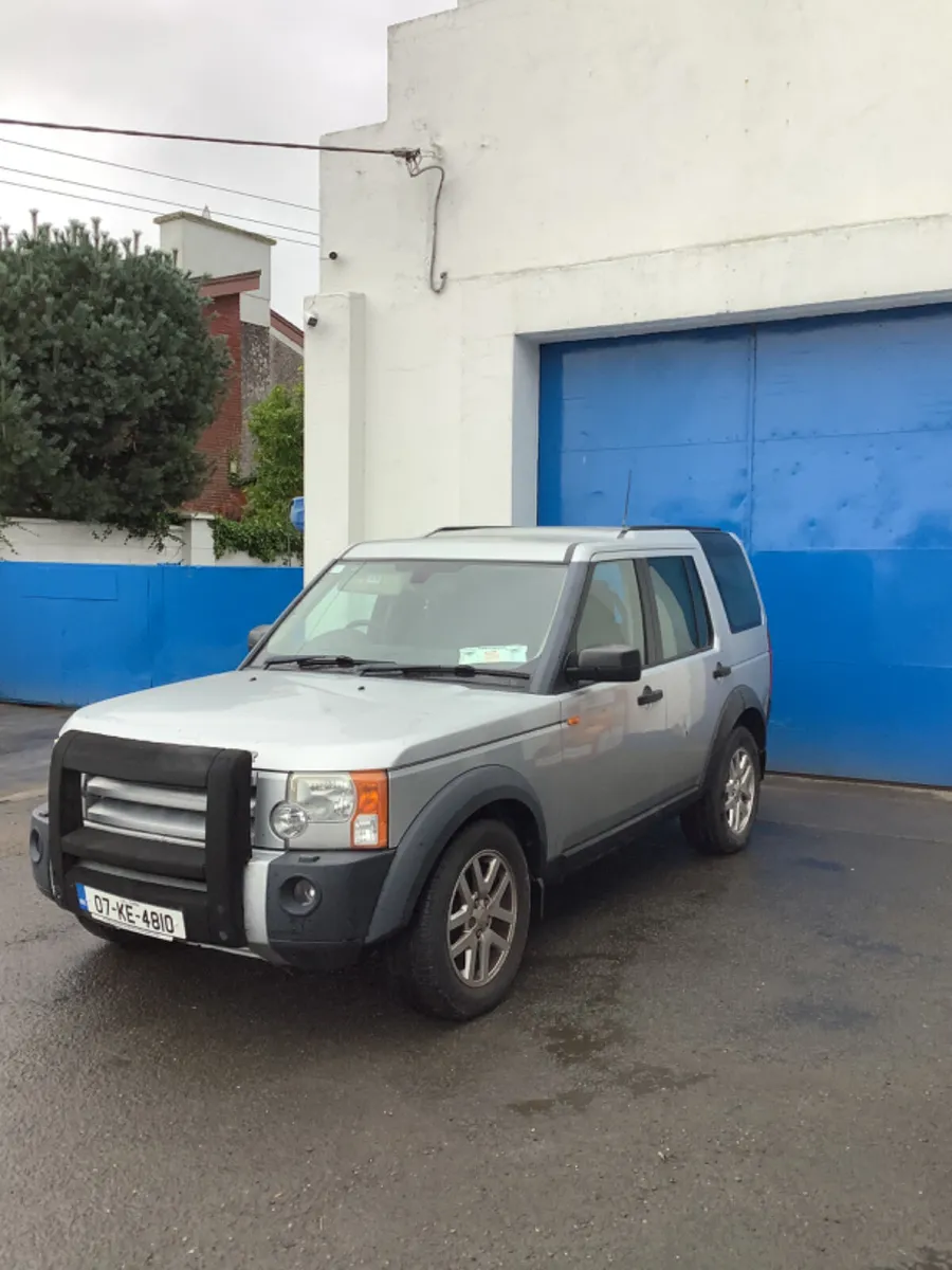 Land Rover Discovery 2007 - Image 1