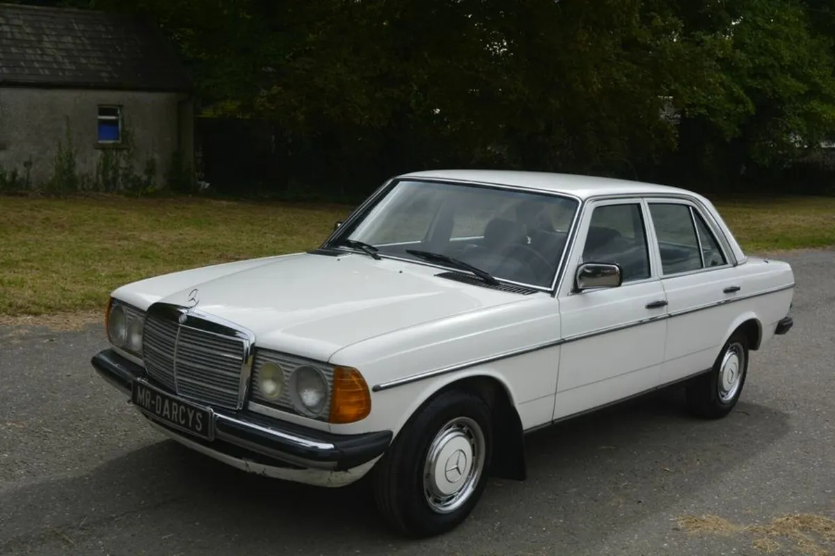 Mercedes 123 4 door LHD - Image 1