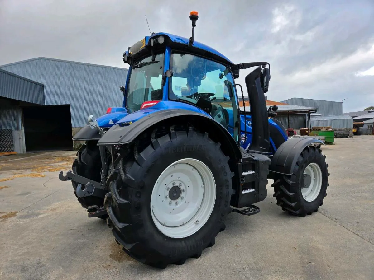 **** Valtra T155 **** - Image 3
