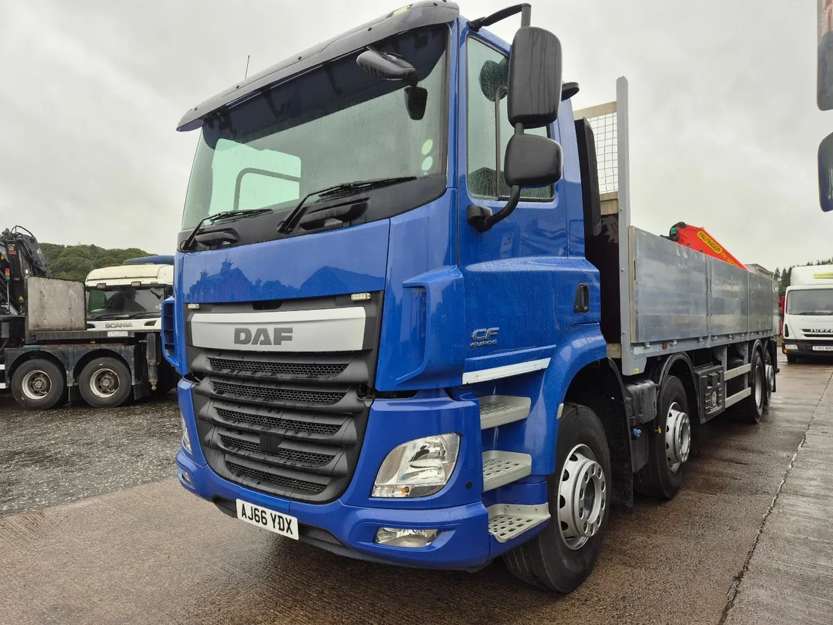 2016 (Dec) Daf 410 8x2 Palfinger crane 194000kms - Image 1