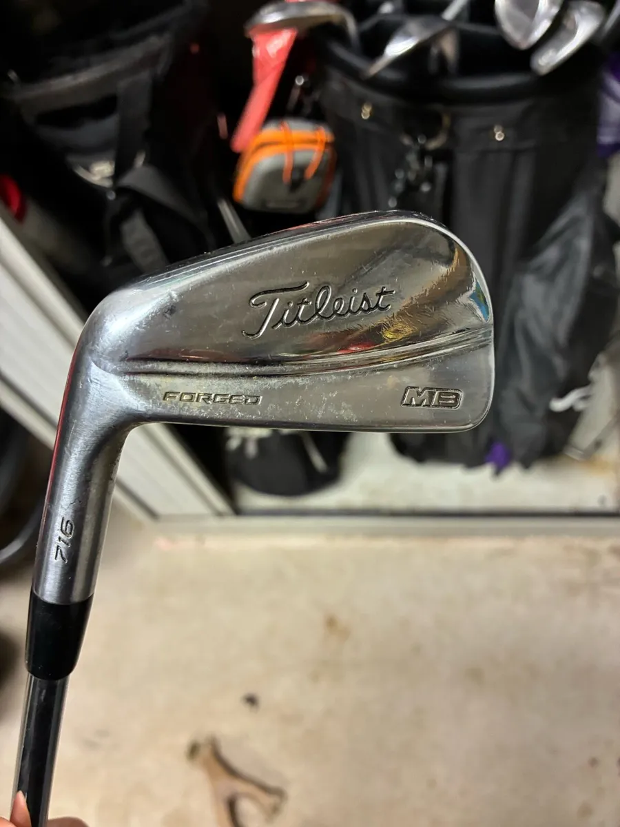 Left handed Titleist - Image 4