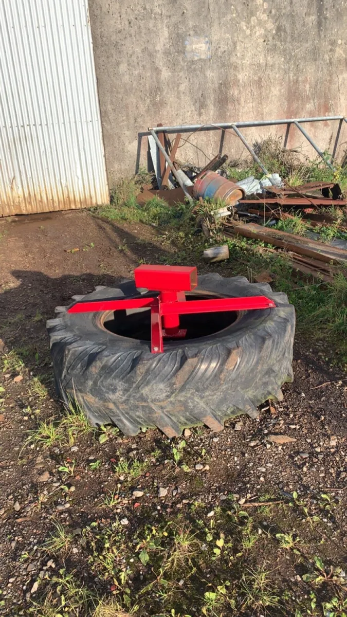 Silage pusher - Image 1