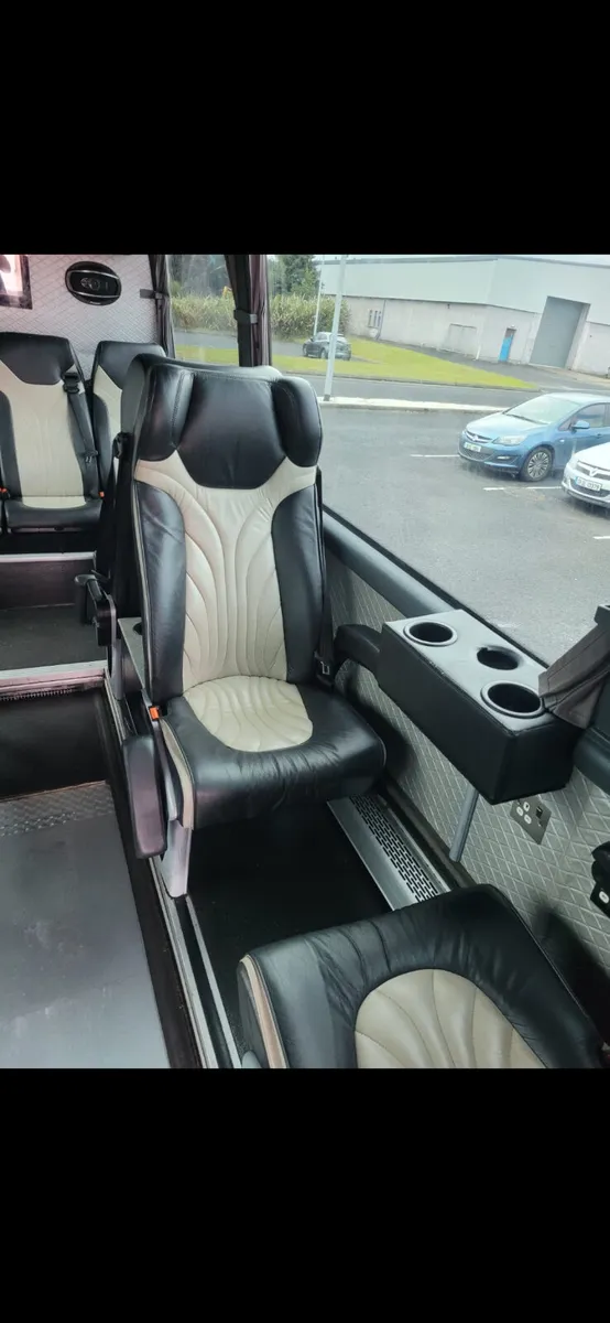 Quality Leather Seats For Sale - Image 2