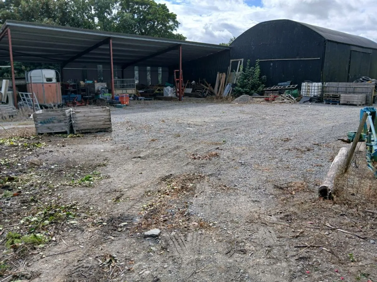 Yard and shed for rent 35mins from Dublin