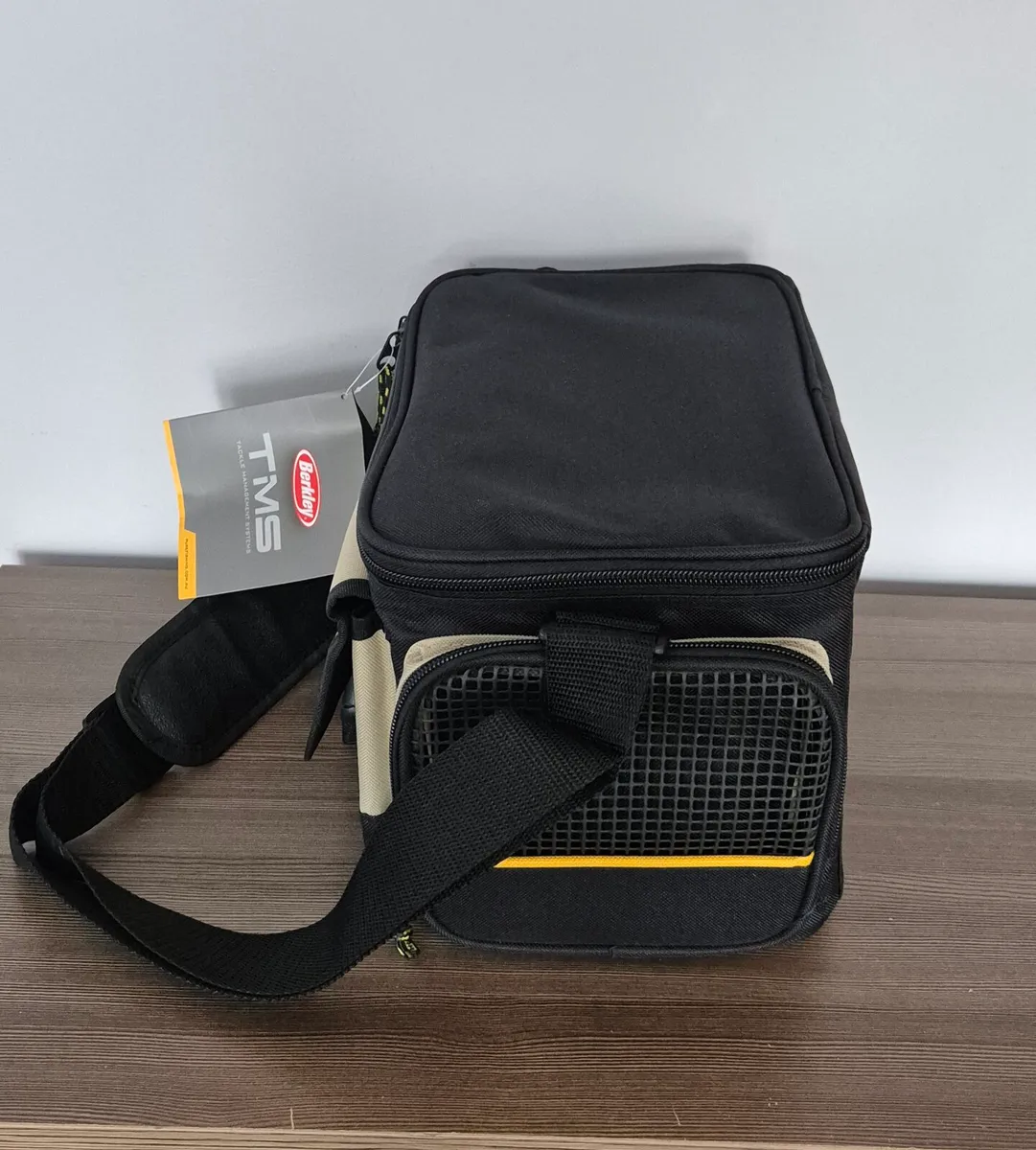 Fisching Bag+ 4 boxes - Image 3