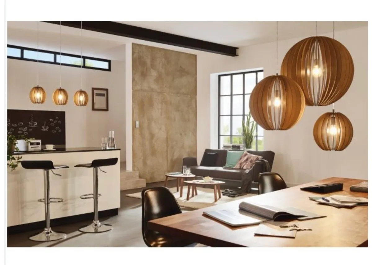 6 Lights - new - Image 1