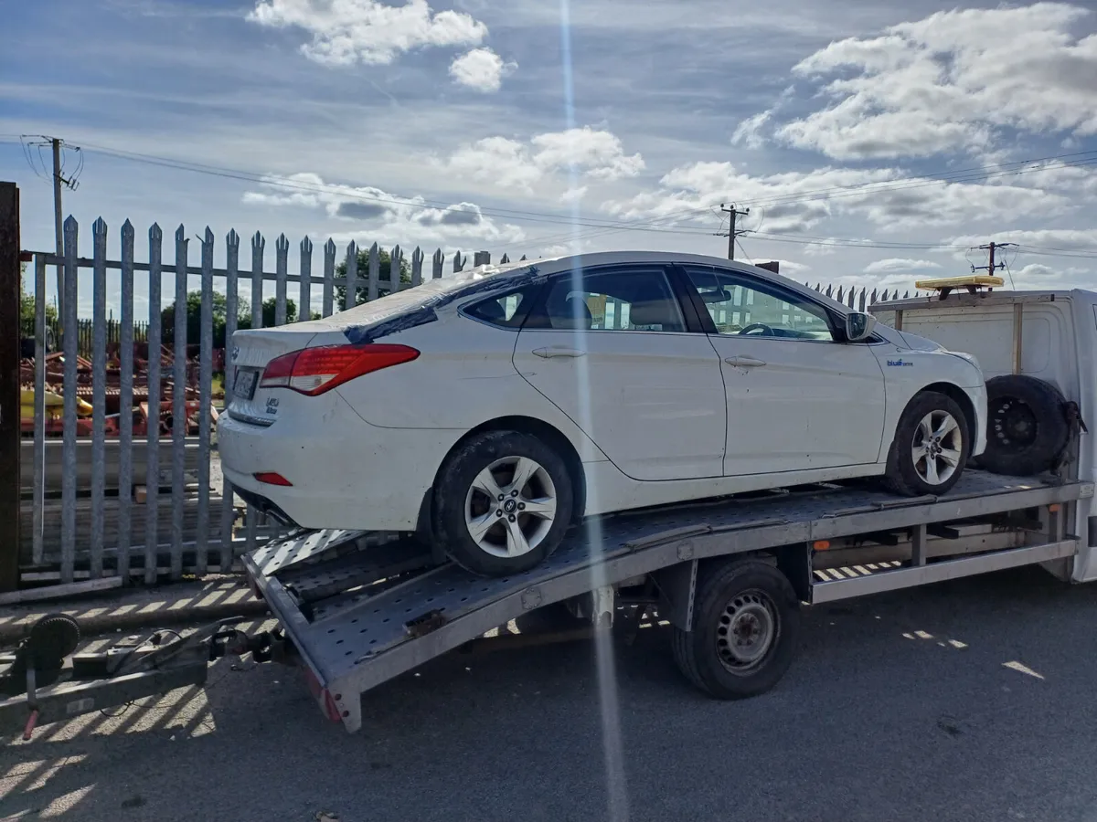 2013 HYUNDAI I 40 1.7 CDTI BREAKING - Image 1