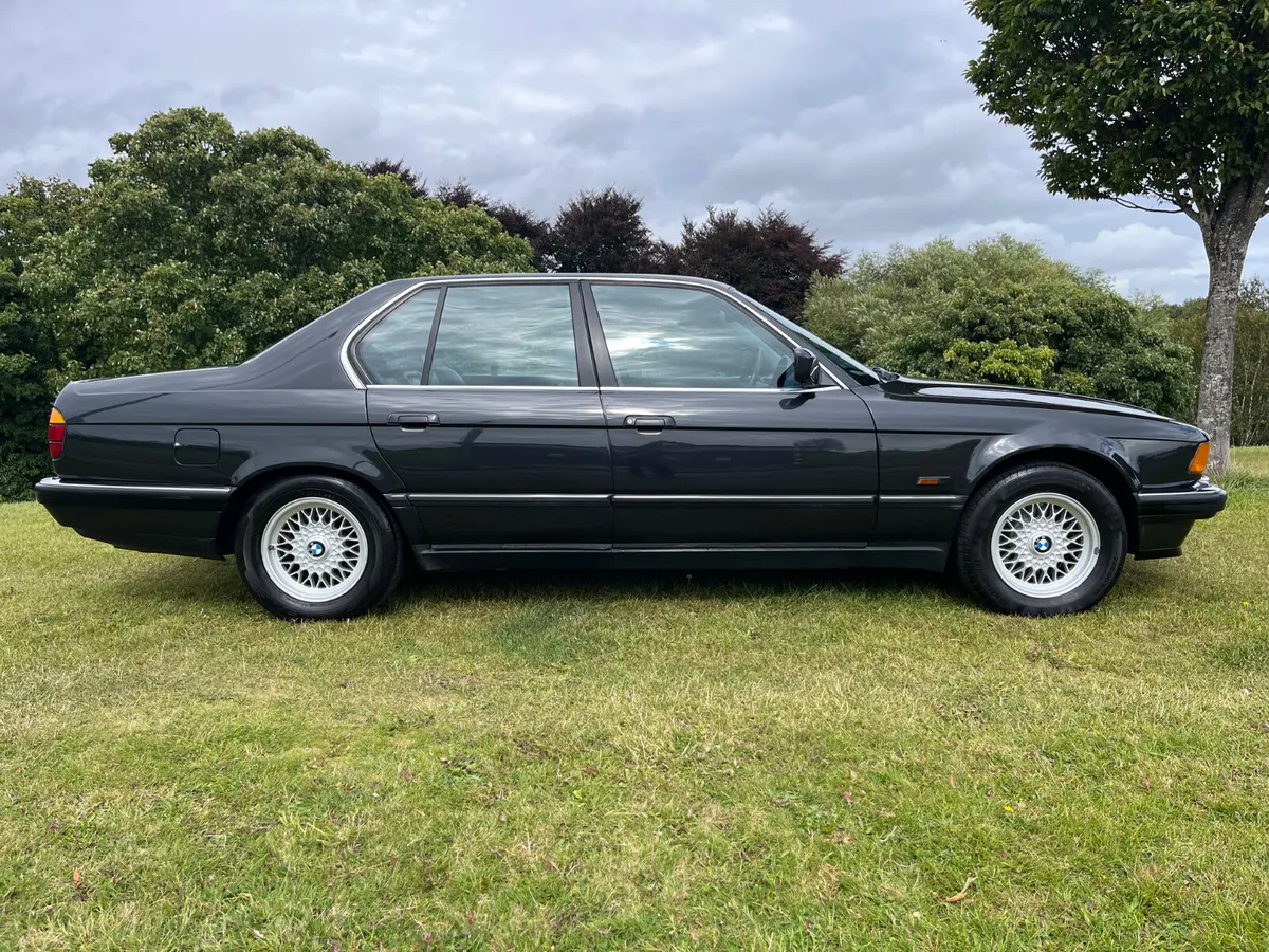 1987 BMW 730i E32 - Image 4