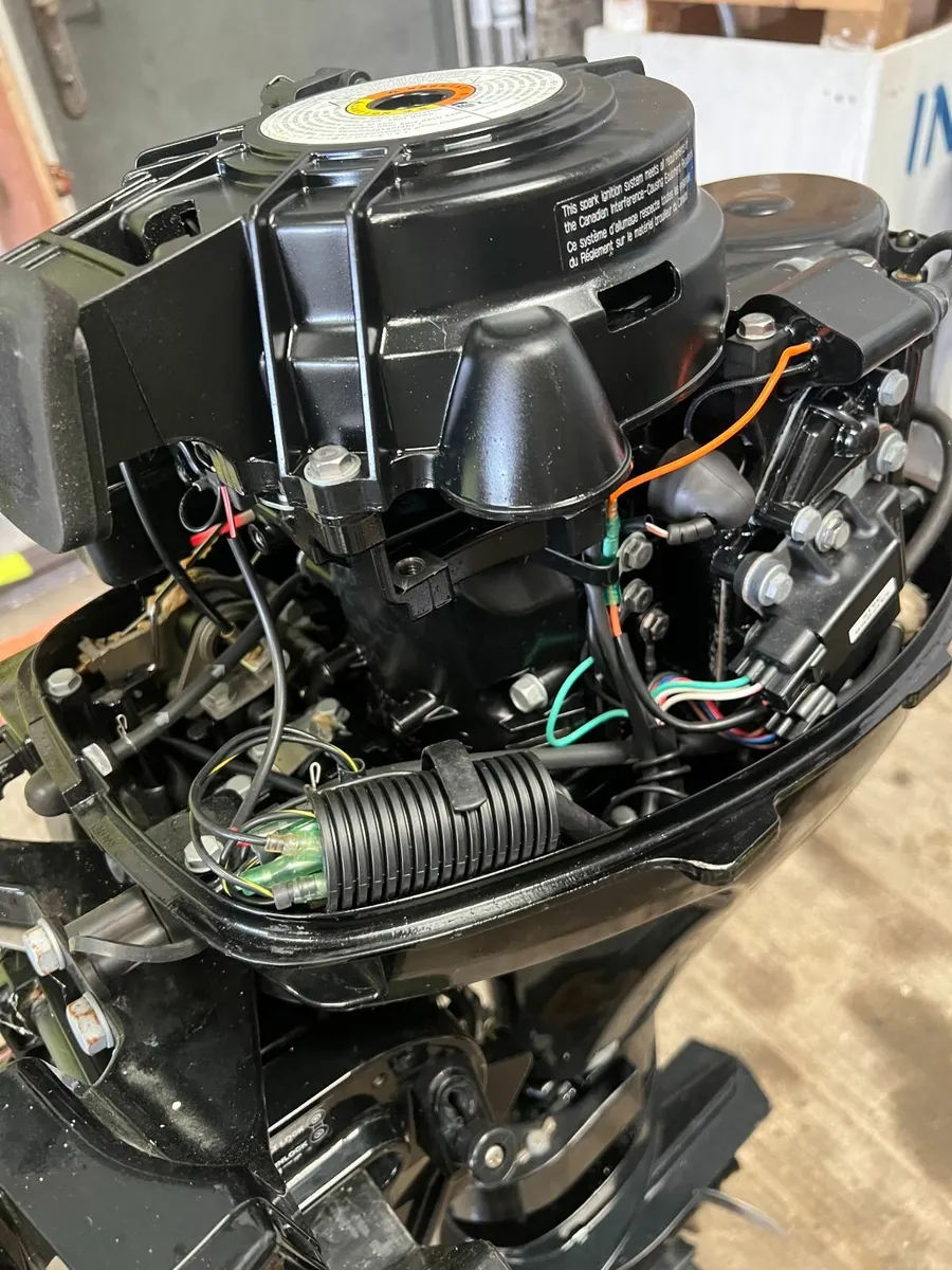 Mariner 8HP FourStroke Outboard - Image 2