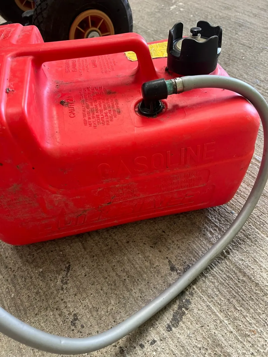 Mariner 8HP FourStroke Outboard - Image 4