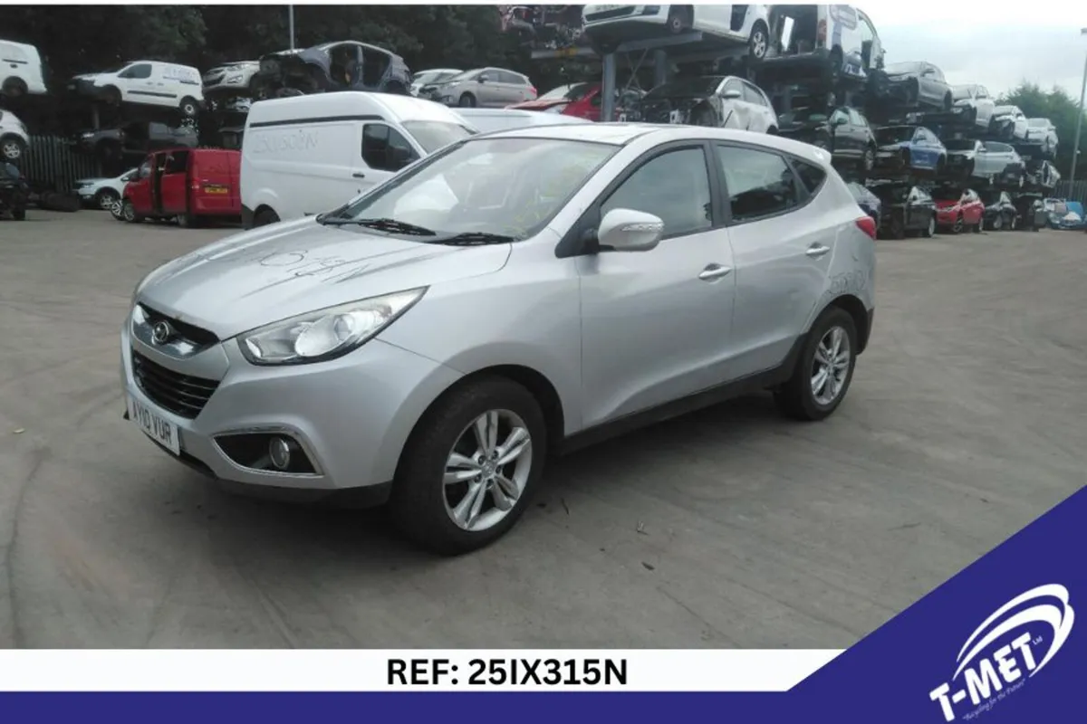2010 HYUNDAI IX35 BREAKING FOR PARTS - Image 3