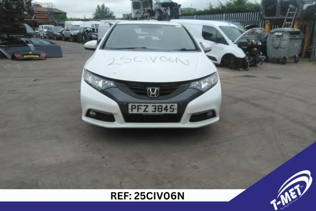 2013 HONDA CIVIC BREAKING FOR PARTS - Image 2