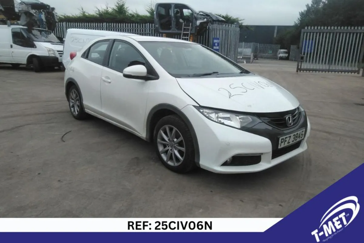 2013 HONDA CIVIC BREAKING FOR PARTS - Image 3