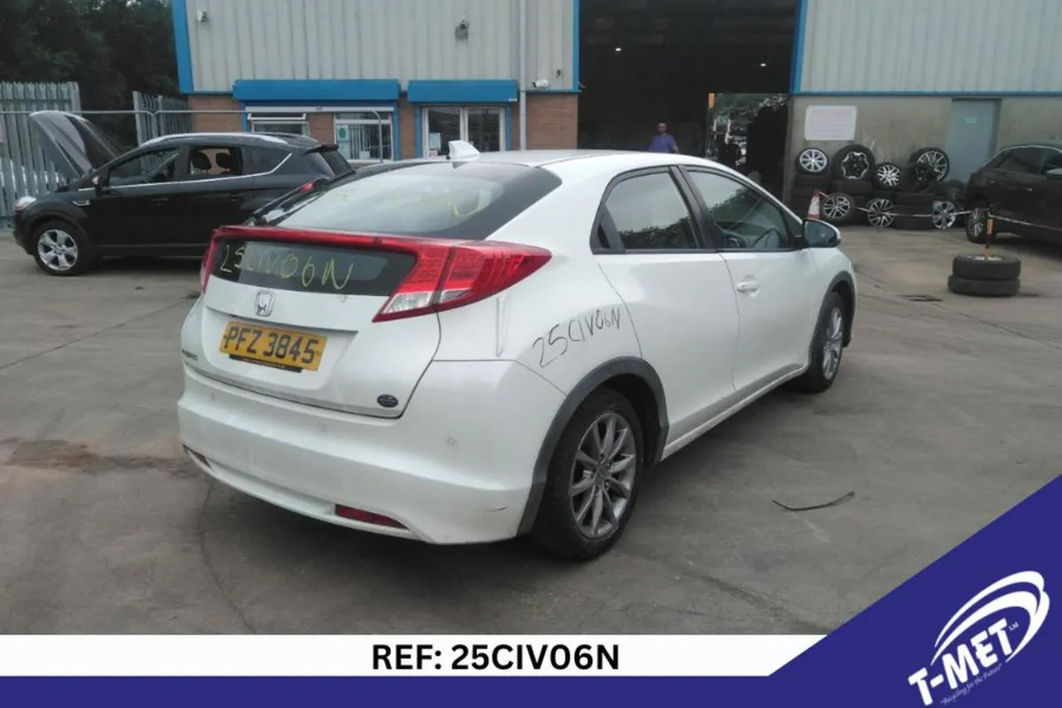 2013 HONDA CIVIC BREAKING FOR PARTS - Image 4