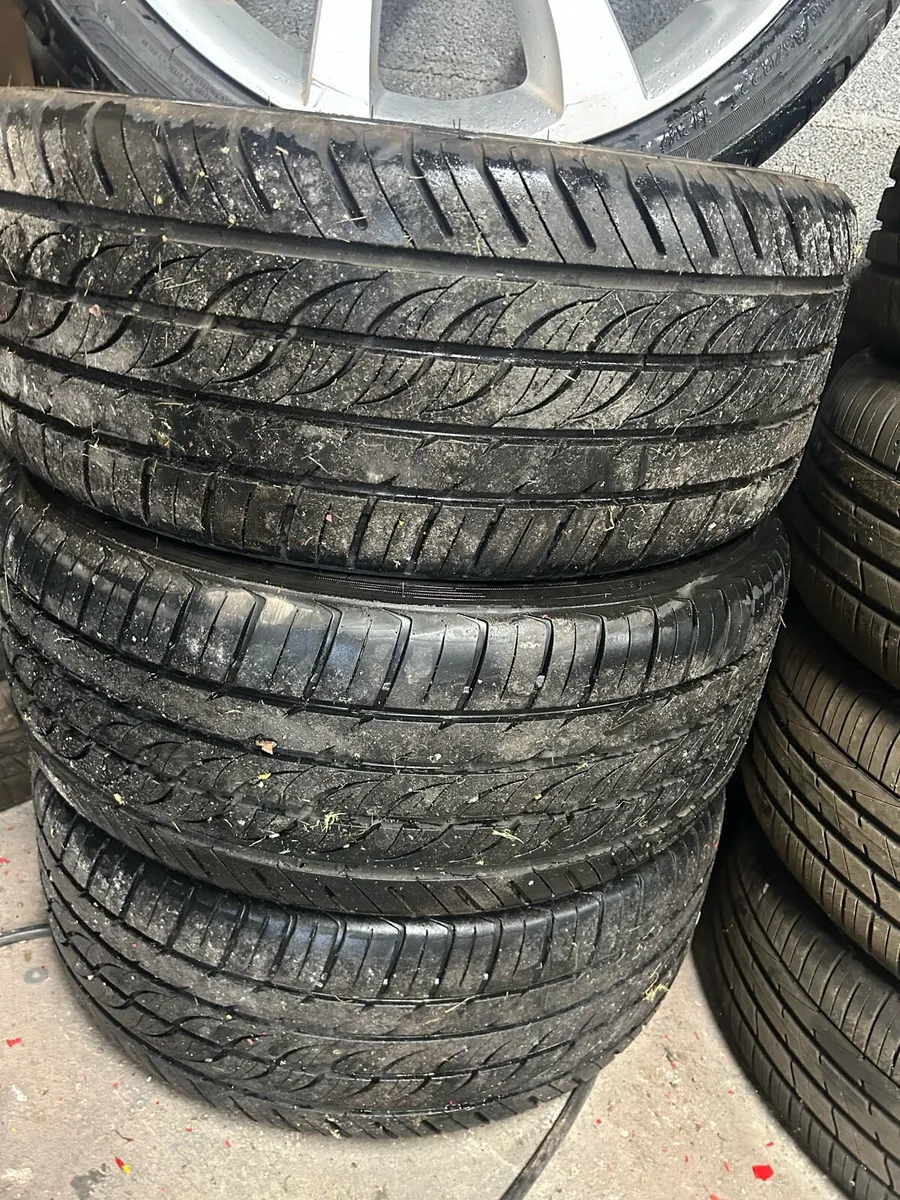 Land Rover Range Rover alloys - Image 3