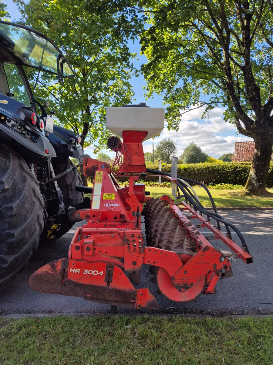 Kuhn Power Harrow with Air Seeder - Image 3
