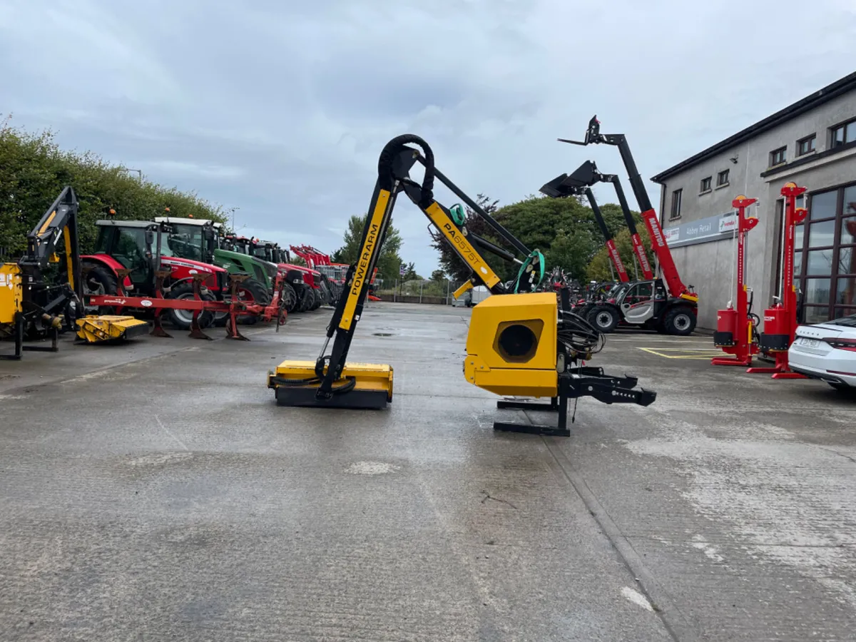 McConnel 6575T - Image 4